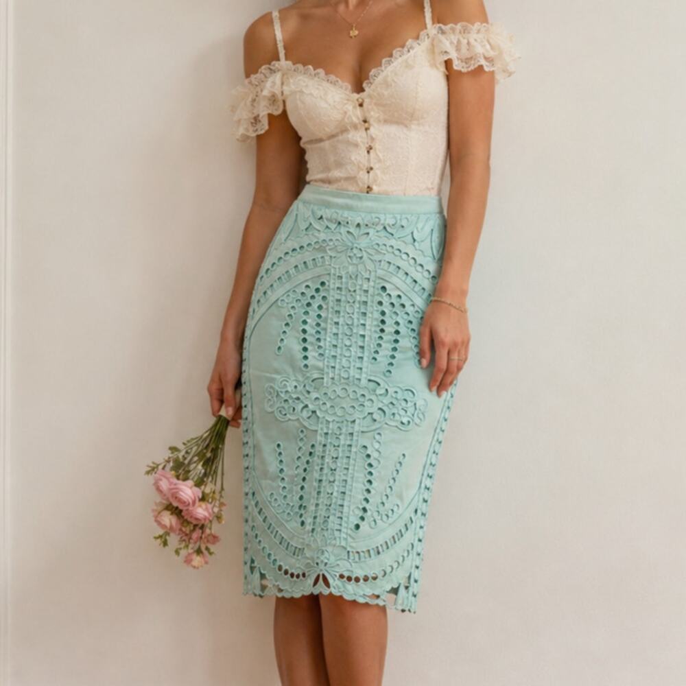 HM Satin Knee Length Skirt Women's Size 6 Mint Embroidered Cutouts Romantic